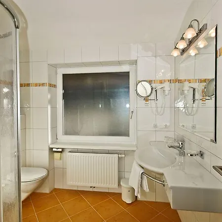 Apparthaus Knauer דירה *